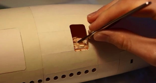 波音777客机纸模型 英国牛人花7年打造